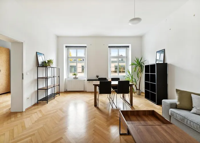 Design Apartments Near Mariahilferstrasse